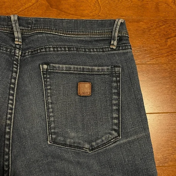 Roxy Jeans - Picture 5 of 5